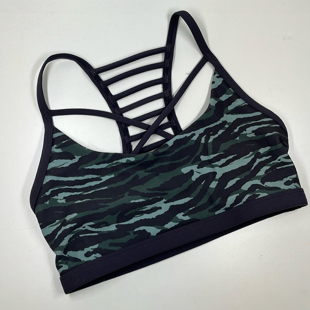 Lorna Jane Camino  sports bra size xs